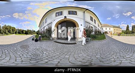 Visualizzazione panoramica a 360 gradi di Zamek Velke Losiny H