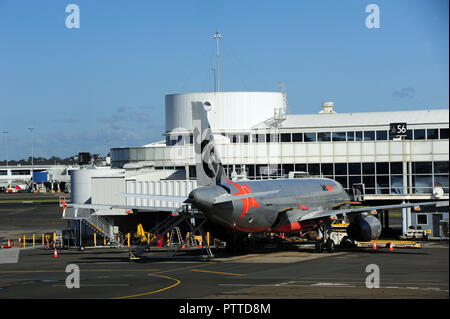 Sydney, Australien. Xiv Apr, 2018. Vista del piano di un edificio e all'Aeroporto di Sydney in Australia, presa su 14.04.2018 | Utilizzo di credito in tutto il mondo: dpa/Alamy Live News Foto Stock