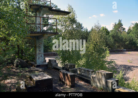 Aria sovietica reliquie di base in Schacksdorf, ex Germania Est. La piscina. Foto Stock