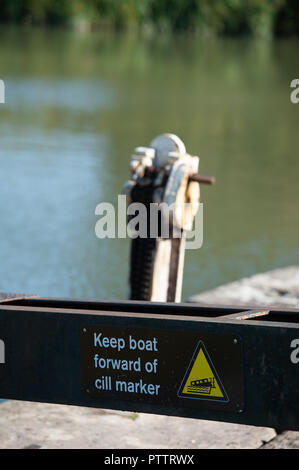 Pala di massa di meccanismi di funzionamento sulla collina di Caen volo sul Kennet and Avon Canal, Devizes, Wiltshire, Regno Unito. Foto Stock