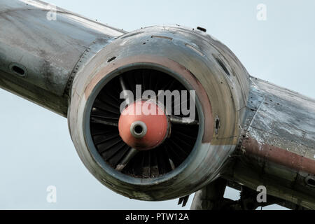 Vecchio bombardiere Canberra al Willowbank Foto Stock