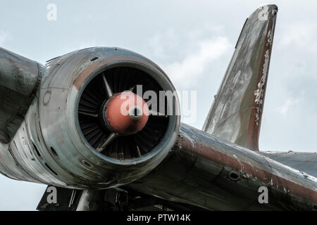 Vecchio bombardiere Canberra al Willowbank Foto Stock