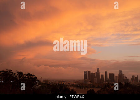 Tramonto spettacolare su Downtown Los Aneles Foto Stock