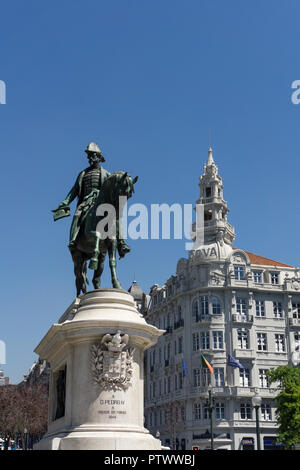 Statua equestre di Dom Pedro IV, Piazza Liberdade, Porto, Portogallo, Europa. Foto Stock