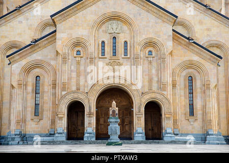 La Cattedrale della Trinità di Tbilisi comunemente noto come Sameba Foto Stock