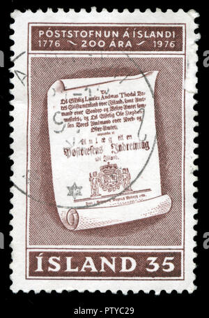 Con timbro postale timbro dall'Islanda in Islanda Post serie rilasciato in 1976 Foto Stock