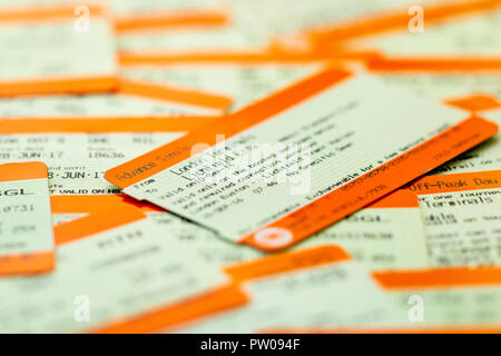 British Railways ticket con gli altri. Biglietto principale è anticipo unico. Foto Stock