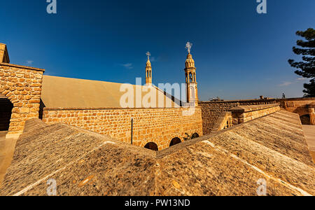 Mor Gabriel Monastero è la più antica Chiesa Assira monastero ortodosso in tutto il mondo. Esso è situato sull'altopiano di Tur Abdin conosciuta come la patria di Assyr Foto Stock