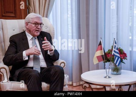 Presidente della Repubblica federale di Germania, Frank Walter Steinmeier a Maximos Mansion durante la sua visita ufficiale in Grecia. Foto Stock