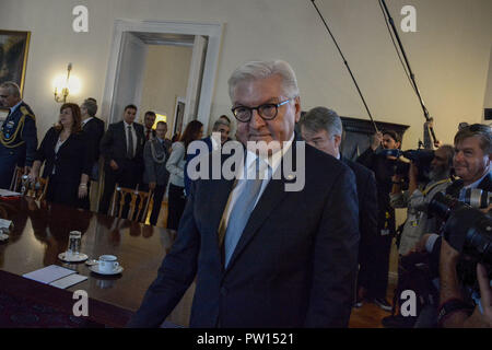 Ottobre 11, 2018 - Athens, Grecia - Presidente della Repubblica federale di Germania, Frank Walter Steinmeier durante la sua visita ufficiale ad Atene. (Credito Immagine: © Giorgos Zachos/SOPA immagini via ZUMA filo) Foto Stock