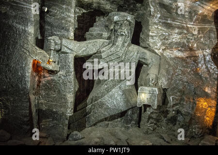 Scultura di sale le miniere di sale di Wieliczka, Krokow Polonia Foto Stock