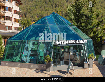 Zermatt, Svizzera - 15 Settembre 2018: il Matterhorn Museum. Il Matterhorn Museum a Zermatt è un culturale-museo naturalistico dedicato alla Matterh Foto Stock