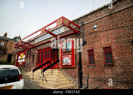 Woolton picture house piccole proprietà privata cinema woolton Liverpool Merseyside England Regno Unito Foto Stock