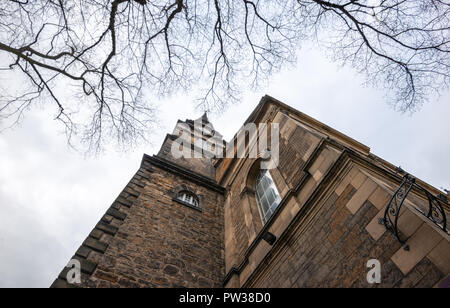 La Chiesa Parrocchiale di St Cuthbert, Greyfriars Cemetery, Edimburgo, Scozia, Regno Unito Foto Stock