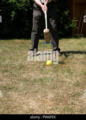 Riproduzione di croquet. Inghilterra, Regno Unito. Foto Stock