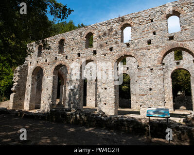 La grande Basilica, Butrinto Parco Nazionale, Contea di Valona, la Repubblica di Albania. Foto Stock