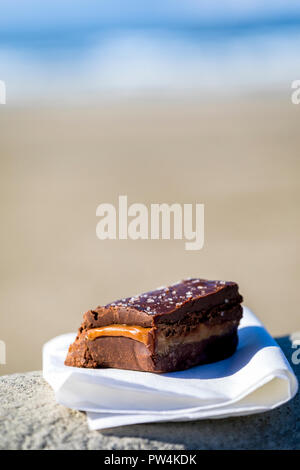 Cioccolato fondente al caramello sale marino fudge da Shwietert in mare, Oregon. Foto Stock