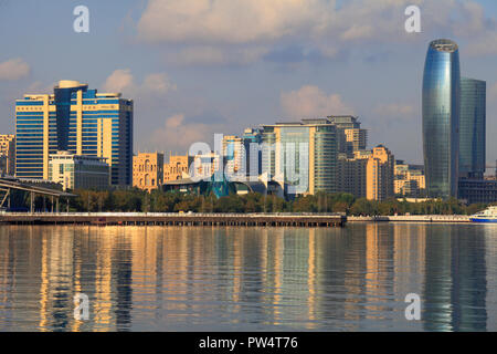 Azerbaigian, Baku, skyline, Bulvar, lungomare, Foto Stock