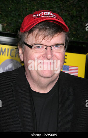 Michael Moore 15/09/09 'capitalismo: una storia d'amore" Premiere @ Samuel Goldwyn Theatre, Beverly Hills Foto di Ima Kuroda/HNW / PictureLux Riferimento File # 33683 692HNWPLX Foto Stock