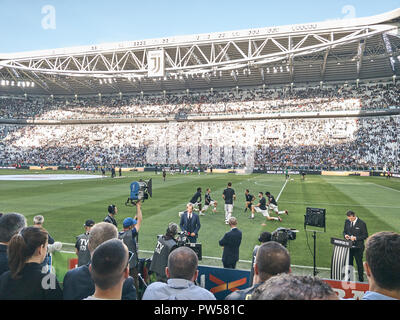 Torino, Italia - 29 Settembre 2018: giocatori della Juventus formazione prima che la partita contro il Napoli a Allianz Stadium Foto Stock