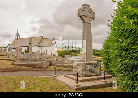 Coverack War Memorial - Coverack, penisola di Lizard, Cornwall, South West England, Regno Unito Foto Stock