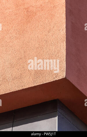 Intonaco di facciata dello sfondo. A strato singolo cerotto monolitico sfondo decorativo. Singolo strato raschiato intonaco cementizio di sfondo. Exterior Edificio struc Foto Stock