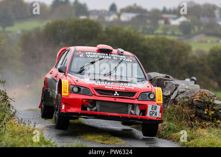 Ballybofey, Donegal, Irlanda. Xiii oct, 2018. Motorsports, Donegal Autunno Rally; Shaun Sinclair e Iona Sinclair (Mitsubishi WRC Proto) Credito: Azione Sport Plus/Alamy Live News Foto Stock