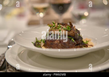 Ossobuco piatto pronto da mangiare Foto Stock