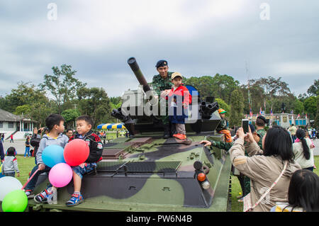 Chiang Rai, Tailandia - 13 Gennaio 2018 : bambini giorno 2018 al 37 th nella regione militare esercito Camp, Mengrai Fort. Foto Stock