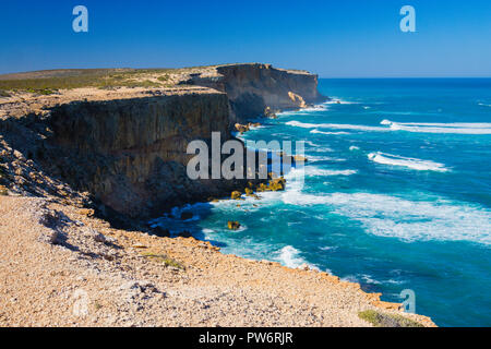 Rocce a strapiombo sul punto Labatt SA Australia solo allevamento continentale colonia di leoni marini australiani Foto Stock