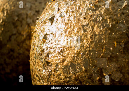 Foglia oro incollata su object, background e texture Foto Stock