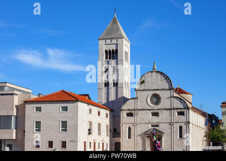 Chiesa di Santa Maria del monastero benedettino in Zadar, Croazia, fondata nel 1066 AD. Foto Stock