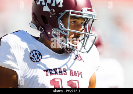 La Columbia, SC, Stati Uniti d'America. Xiii oct, 2018. Texas A&M Aggies quarterback Kellen Mond (11) prima della NCAA match tra il Texas A&M Aggies e il South Carolina Gamecocks a Williams-Brice Stadium in Columbia, SC. (Scott Kinser/Cal Sport Media) Credito: csm/Alamy Live News Foto Stock