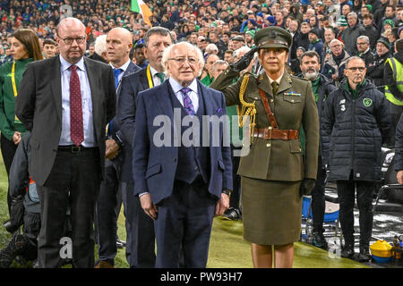 In Irlanda il presidente Michael D Higgins presso il rep di Irlanda vs Danimarca nazioni UEFA League match all'Aviva Stadium. Punteggio ottenuto 0-0 Foto Stock