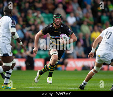 Northampton, Regno Unito. 13 ottobre 2018. Dominic Barrow di Northampton Santi durante la European Rugby Challenge Cup match tra Northampton santi e ASM Clermont Auvergne. Andrew Taylor/Alamy Live News Foto Stock