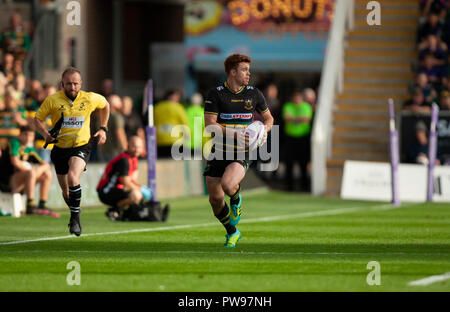 Northampton, Regno Unito. 13 ottobre 2018. Andrew Kellaway di Northampton Santi durante la European Rugby Challenge Cup match tra Northampton santi e ASM Clermont Auvergne. Andrew Taylor/Alamy Live News Foto Stock