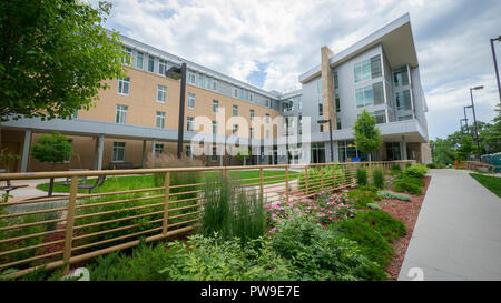 Moderno edificio dormitorio presso la Colorado School of Mines in Golden, Colorado Foto Stock