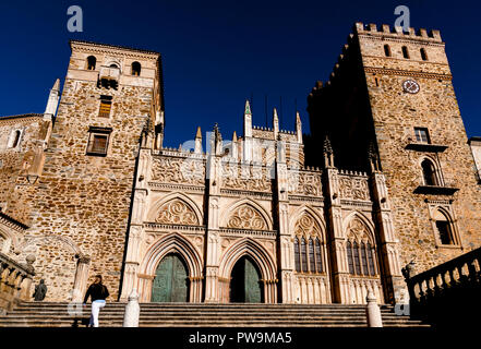 Real Monasterio de Nuestra Señora de Guadalupe. Cáceres. Extremadura. España. Foto Stock