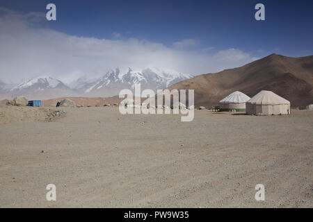 Lago Karakul, Uyghur Regione autonoma, Cina Foto Stock