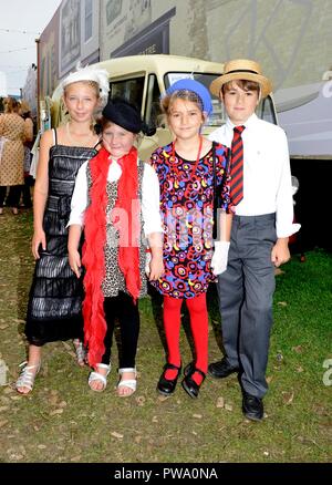 I BAMBINI CHE ABBY ROAD al Vintage at Goodwood Festival foto da: Brian Giordania / Retna Foto lavoro: Ref: Björn - *i diritti mondiali* Il Vintage at Goodwood Festival Foto Stock