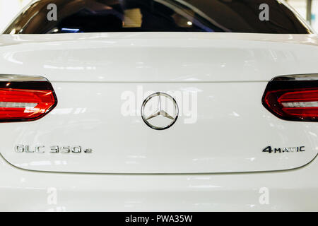 Berlino, 29 agosto 2018: vista posteriore. Close-up. Nuova moderna auto elettrica Mercedes-Benz GLC 350e potenza di EQ Foto Stock