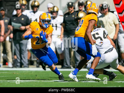 Santa Clara, CA. Xiii oct, 2018. San Jose State Spartans wide receiver Cottrell tailandese (22) in azione durante il NCAA Football gioco tra il San Jose State spartani ed esercito cavalieri neri a Levi's Stadium di Santa Clara, CA. Esercito sconfitto San Jose 52-3. Damon Tarver/Cal Sport Media/Alamy Live News Foto Stock