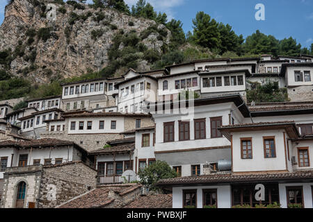 Berat città di 1000 windows in Albania Foto Stock