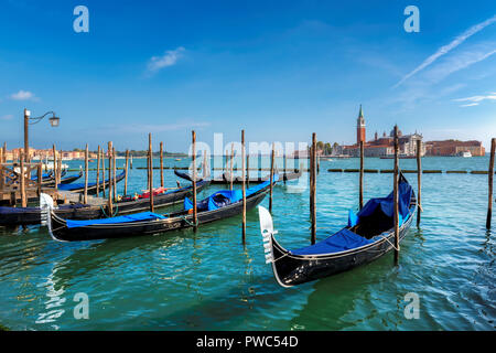 Venezia gondole su piazza San Marco, Venezia, Italia. Foto Stock