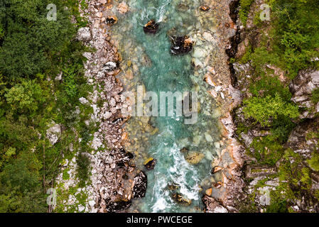 Il fiume Tara canyon visto dal di sopra in Montenegro. Foto Stock