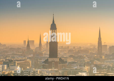 Deutschland, Amburgo, Innenstadt, Skyline, Michel, St. Michaelis,, Kirchen Foto Stock