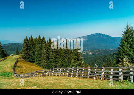 Carpazi paesaggio in Romania Foto Stock