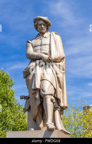 Amsterdam Olanda Amsterdam Rembrandt statua parte del monumento di Rembrandt da Louis Royer in piazza Rembrandt Rembrandtplein Amsterdam Paesi Bassi Foto Stock