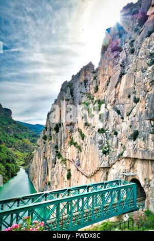 Stazione ponte di ferro in Gaitanes gorge, in El Caminito del Rey, nella provincia di Malaga, Spagna Foto Stock