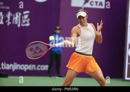 Tianjin, Tianjin, Cina. 15 ottobre, 2018. Tianjin, Cina-tennis francese player Caroline Garcia sconfigge Su-Wei Hsieh 2-0 a 2018 WTA Tianjin aperto in nord ChinaÃ¢â'¬â"¢s Tianjin. Credito: SIPA Asia/ZUMA filo/Alamy Live News Foto Stock